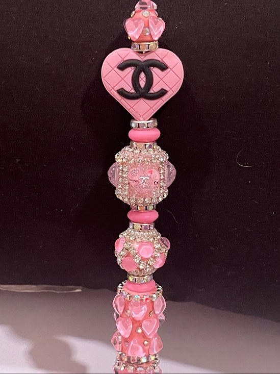 Hand Crafted Other - Chanel Pink Heart Logo silicone focal fancy Beaded pen